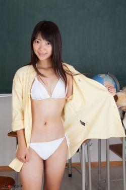 把男生肌肌放到女生里面